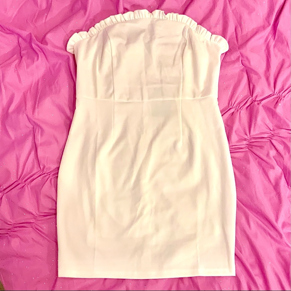 White Strapless Bodycon Mini Dress Ruffles Cute L